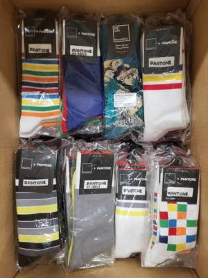 The picture shows a package with accessories in the category SA.