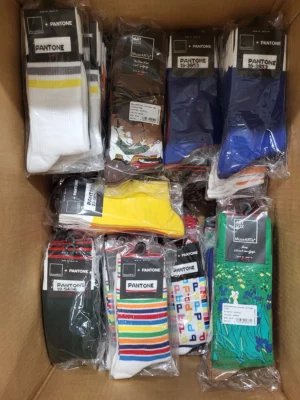 The picture shows a package with accessories in the category SA.