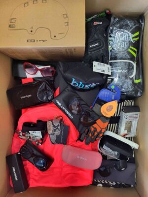 The photo shows a package with clothing in the category A.