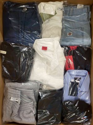 The photo shows a package with clothing in the category C.