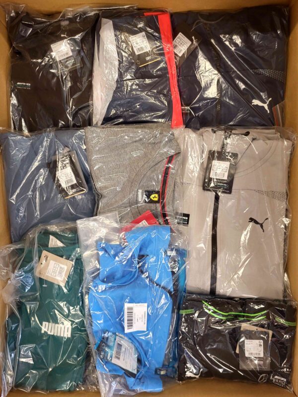 The photo shows a package with clothing in the category AP.