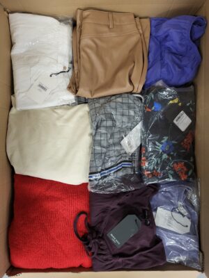 The photo shows a package with clothing in the category BB.