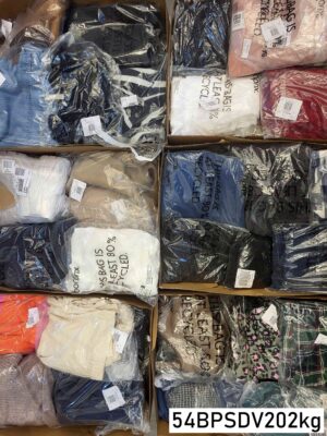 The photo shows a package with clothing in the category BPSDV.