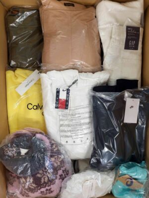 The photo shows a package with clothing in the category B.