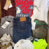 The photo shows a package with clothing in the category U.