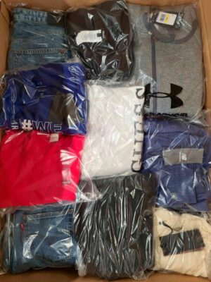 The photo shows a package with clothing in the category B.