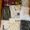 The photo shows a package with clothing in the category B.