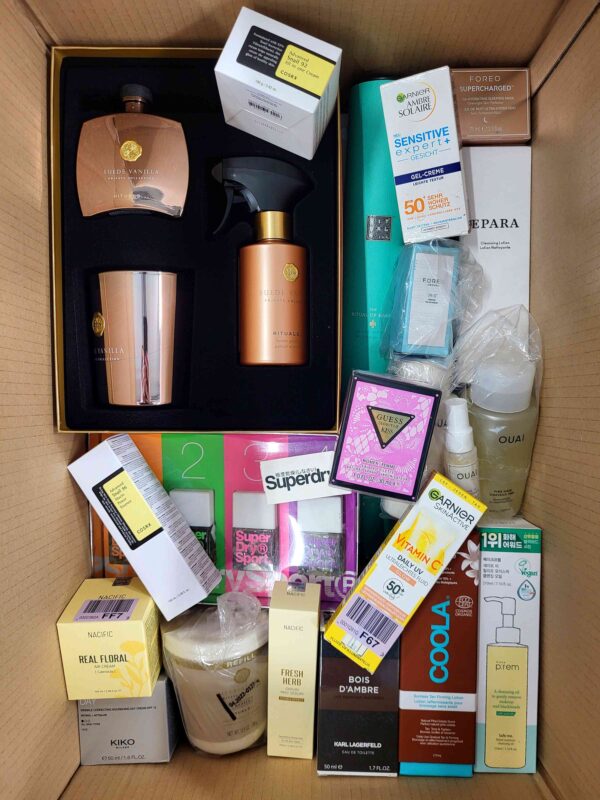 The picture shows a package with accessories in the category BC.