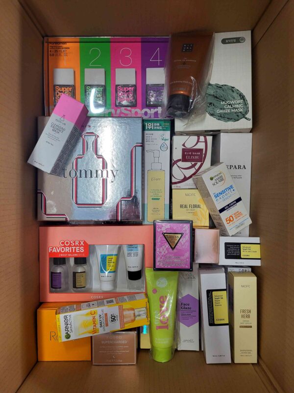 The picture shows a package with accessories in the category BC.