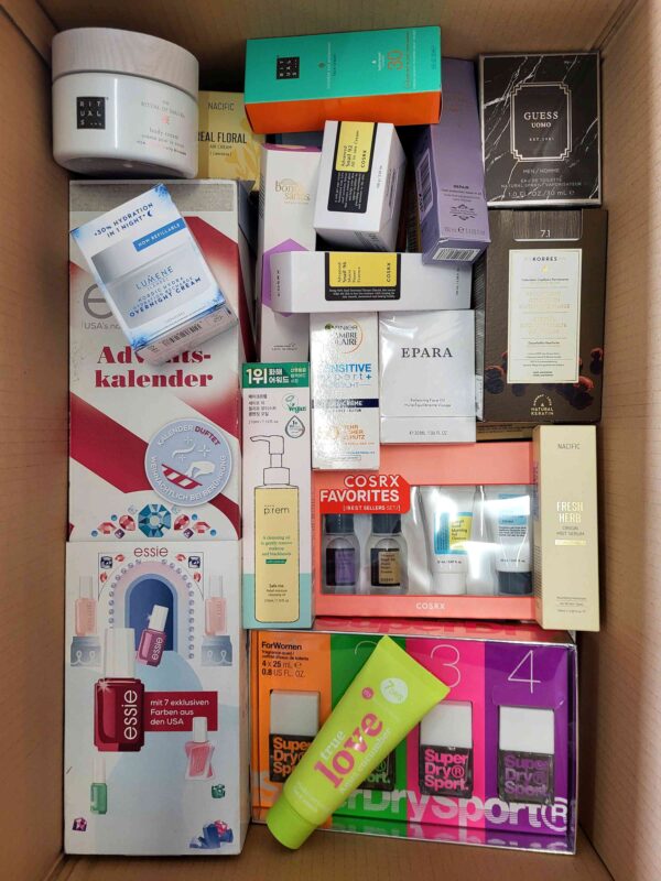 The picture shows a package with accessories in the category BC.