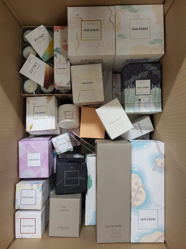 The picture shows a package with accessories in the category CO.