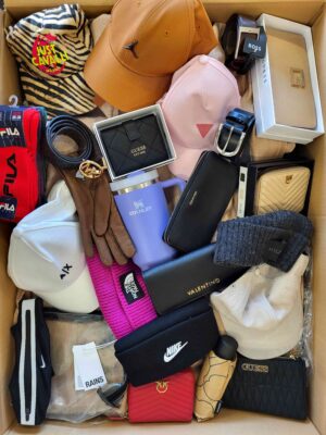 The picture shows a package with accessories in the category AC.