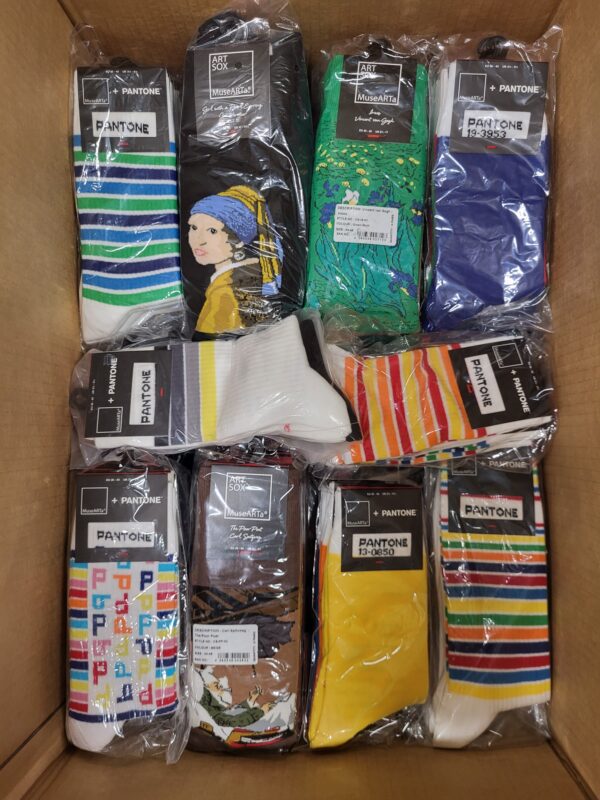 The picture shows a package with accessories in the category SA.
