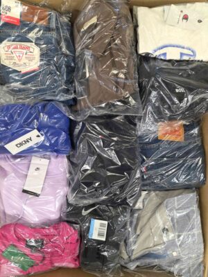 The photo shows a package with clothing in the category B.