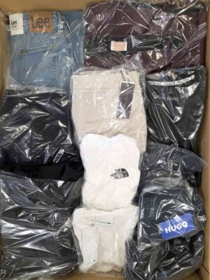 Home 6 The photo shows a package with clothing in the category B.