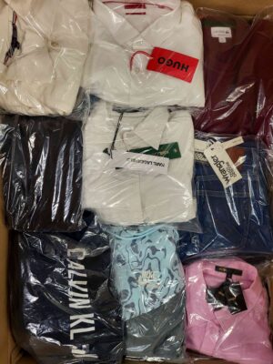 The photo shows a package with clothing in the category C.