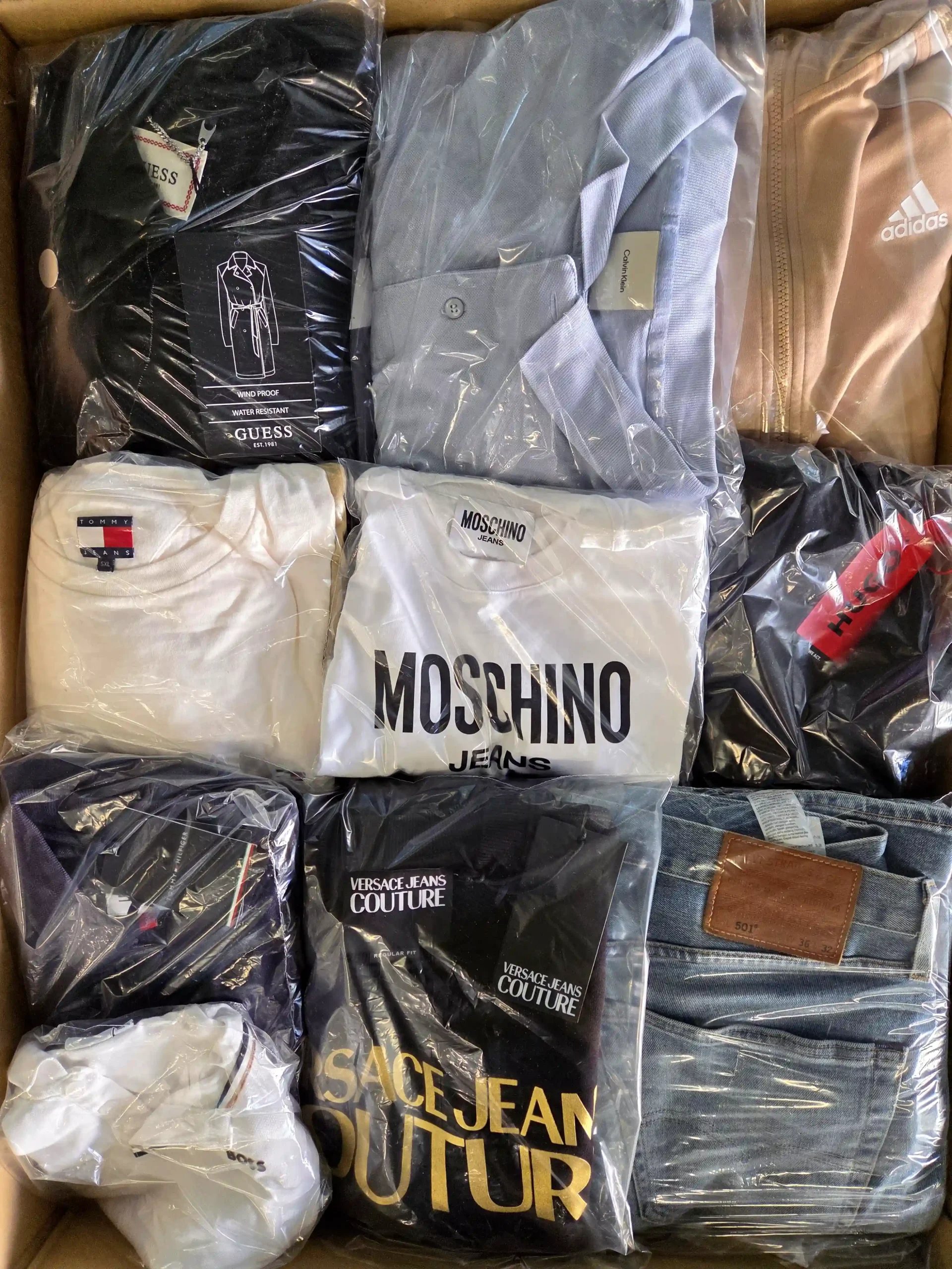 The photo shows a package with clothing in the category C.