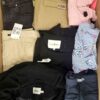 The photo shows a package with clothing in the category U.