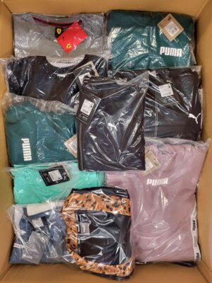 The photo shows a package with clothing in the category AP.