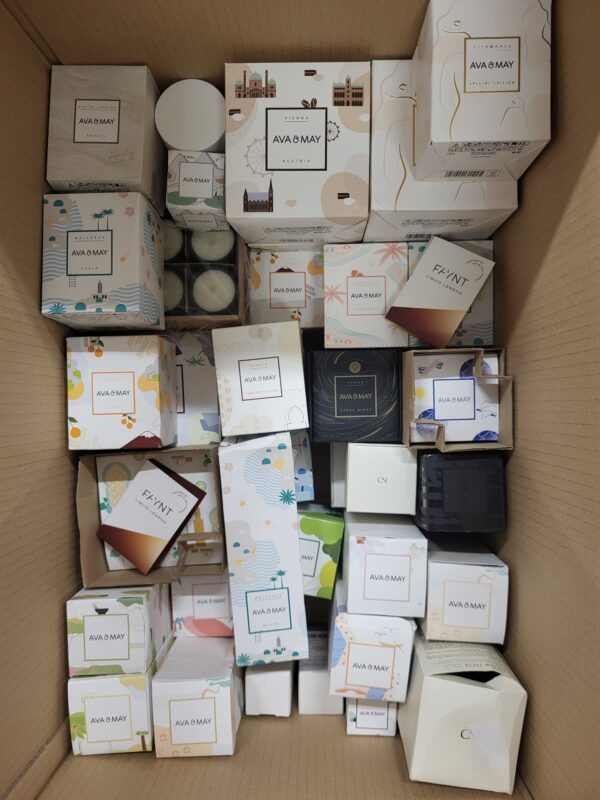 The picture shows a package with accessories in the category CO.