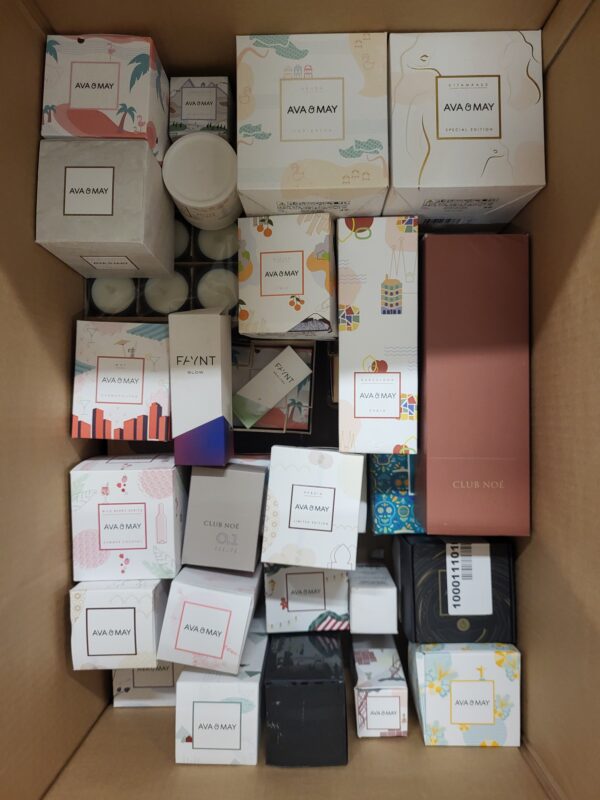 The picture shows a package with accessories in the category CO.