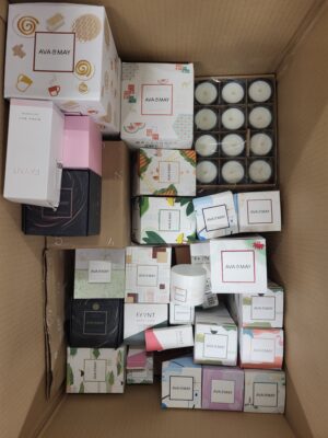 The picture shows a package with accessories in the category CO.