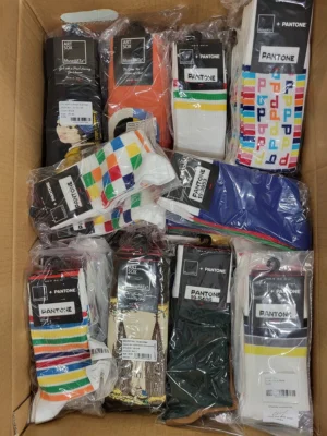 The picture shows a package with accessories in the category SA.