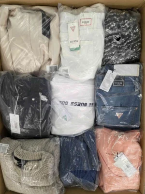 The photo shows a package with clothing in the category B.