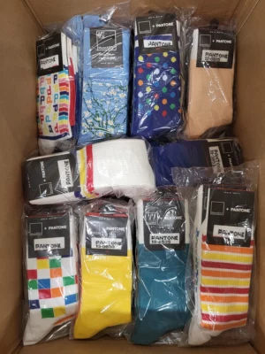 The picture shows a package with accessories in the category SA.