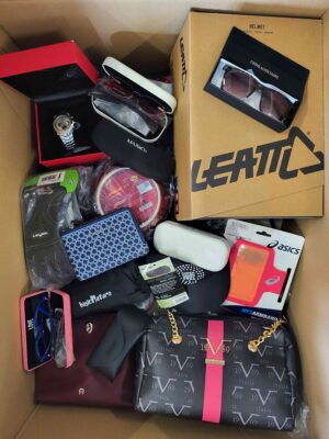 The photo shows a package with clothing in the category A.