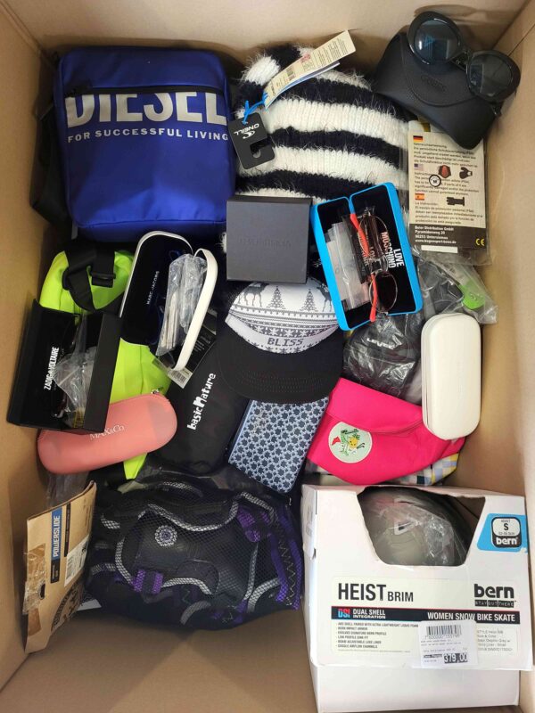 The photo shows a package with clothing in the category A.