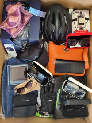The photo shows a package with clothing in the category A.