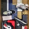 The photo shows a package with footwear in the category BS.