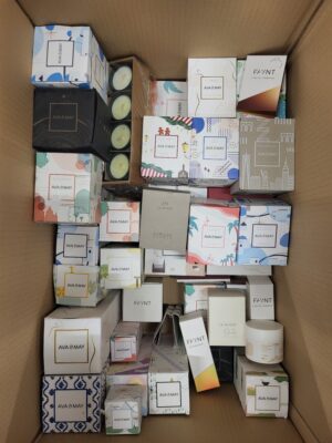 The picture shows a package with accessories in the category CO.