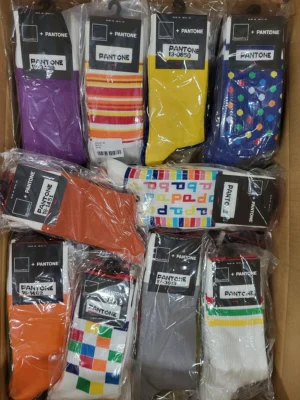 The picture shows a package with accessories in the category SA.