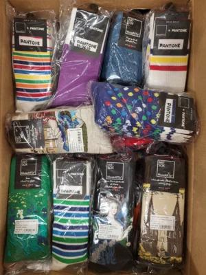 The picture shows a package with accessories in the category SA.