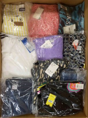The photo shows a package with clothing in the category A.
