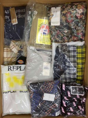 The photo shows a package with clothing in the category A.