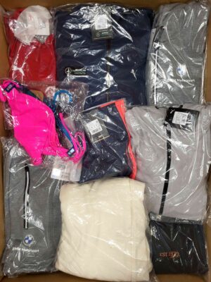 The photo shows a package with clothing in the category AP.