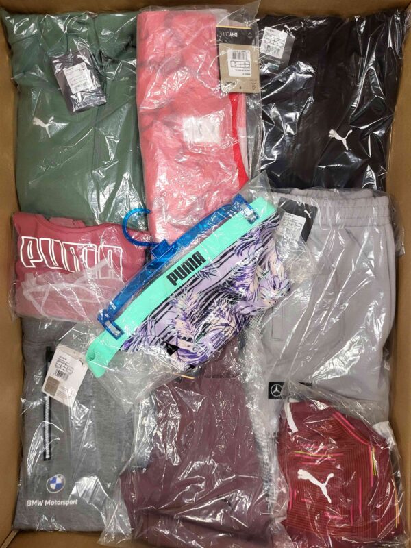 The photo shows a package with clothing in the category AP.