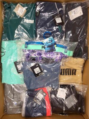 The photo shows a package with clothing in the category AP.