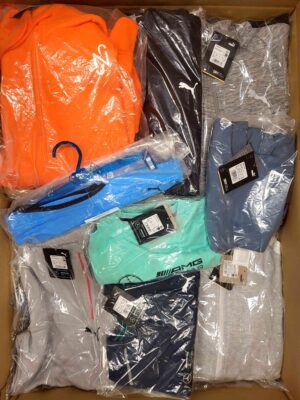The photo shows a package with clothing in the category AP.