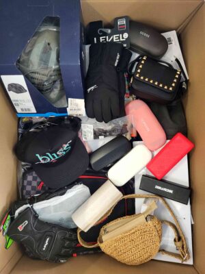 The photo shows a package with clothing in the category A.