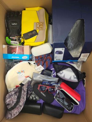 The photo shows a package with clothing in the category A.