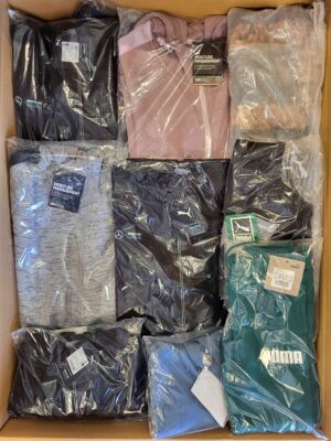 The photo shows a package with clothing in the category AP.