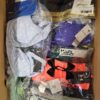The photo shows a package with clothing in the category AU.