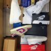 The photo shows a package with footwear in the category CS.