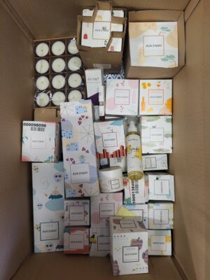 The picture shows a package with accessories in the category CO.
