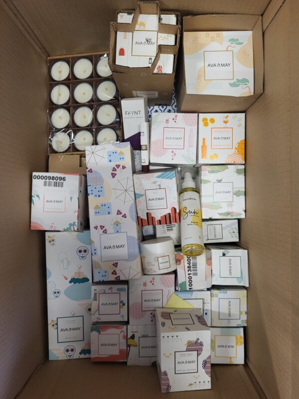 The picture shows a package with accessories in the category CO.
