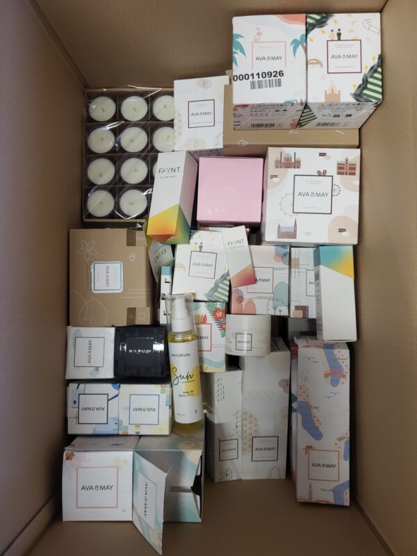 The picture shows a package with accessories in the category CO.